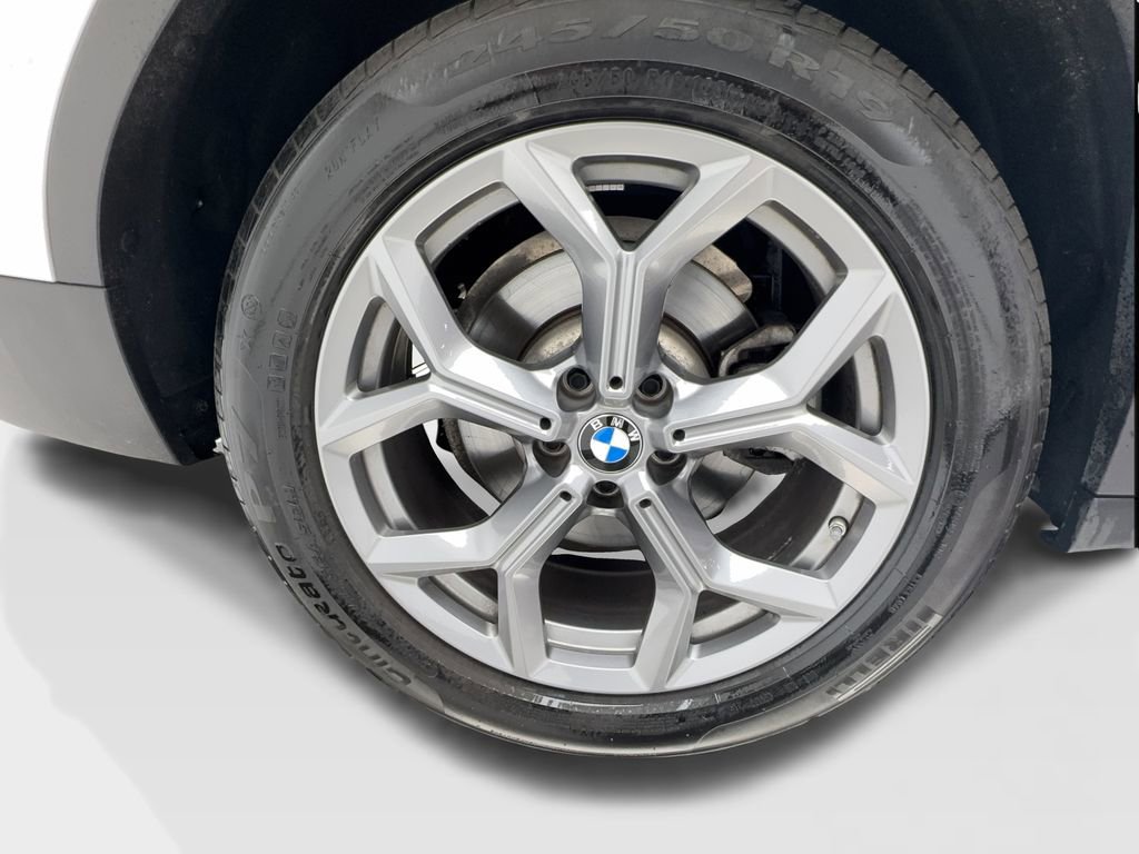 Used 2025 BMW X4 xDrive30i image 16