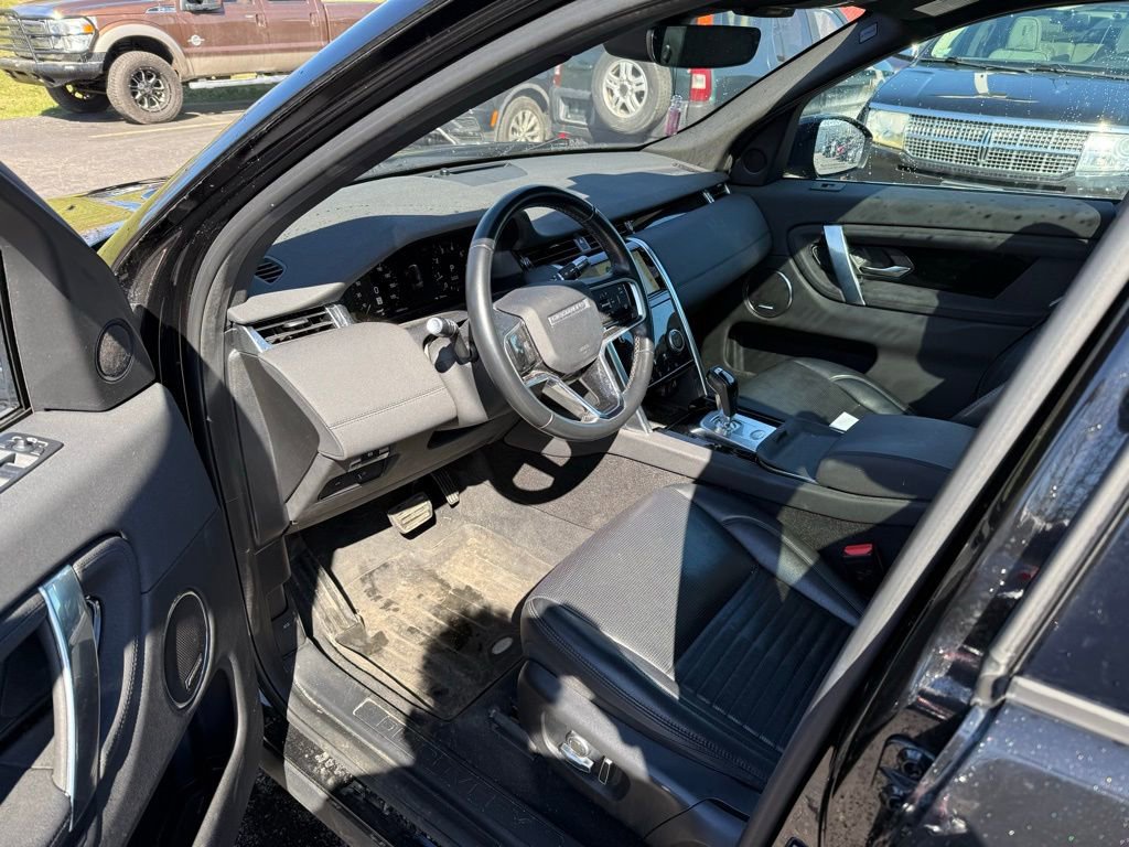 Used 2021 Land Rover Discovery Sport SE image 7