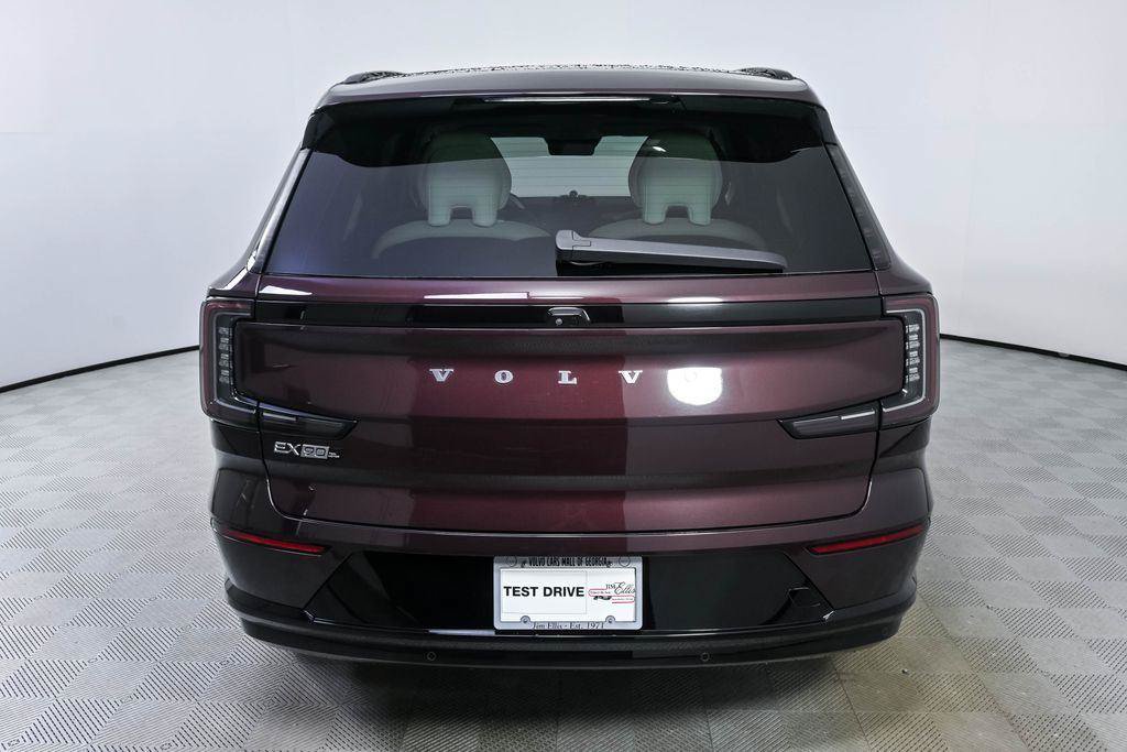 Certified 2025 Volvo EX90 Ultra AWD/4WD image 31