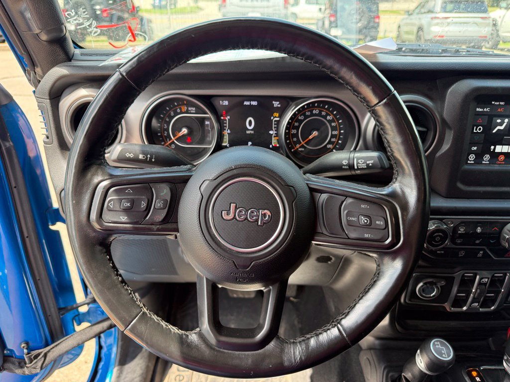 Used 2021 Jeep Gladiator Sport AWD/4WD image 15