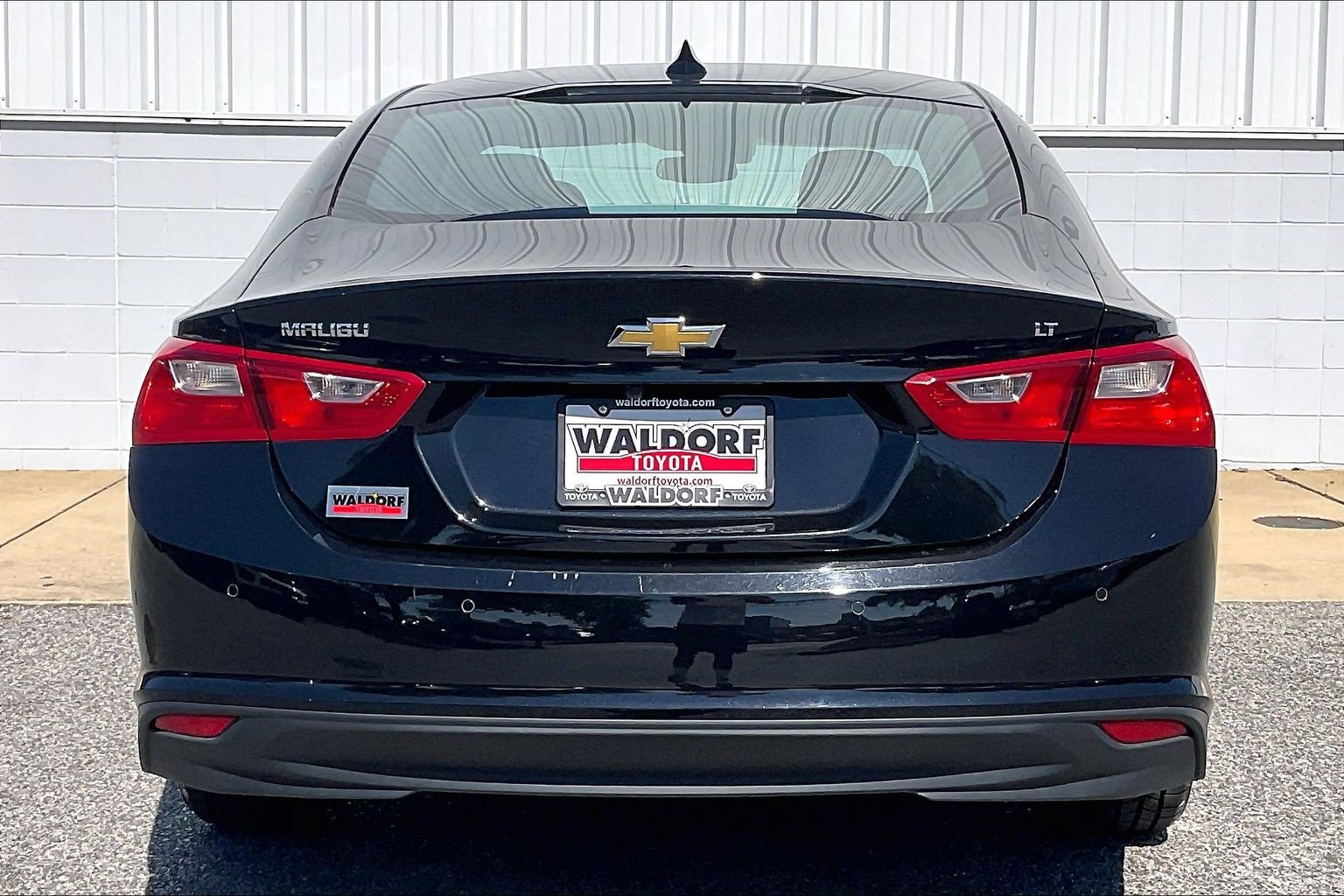 Used 2025 Chevrolet Malibu LT FWD image 5