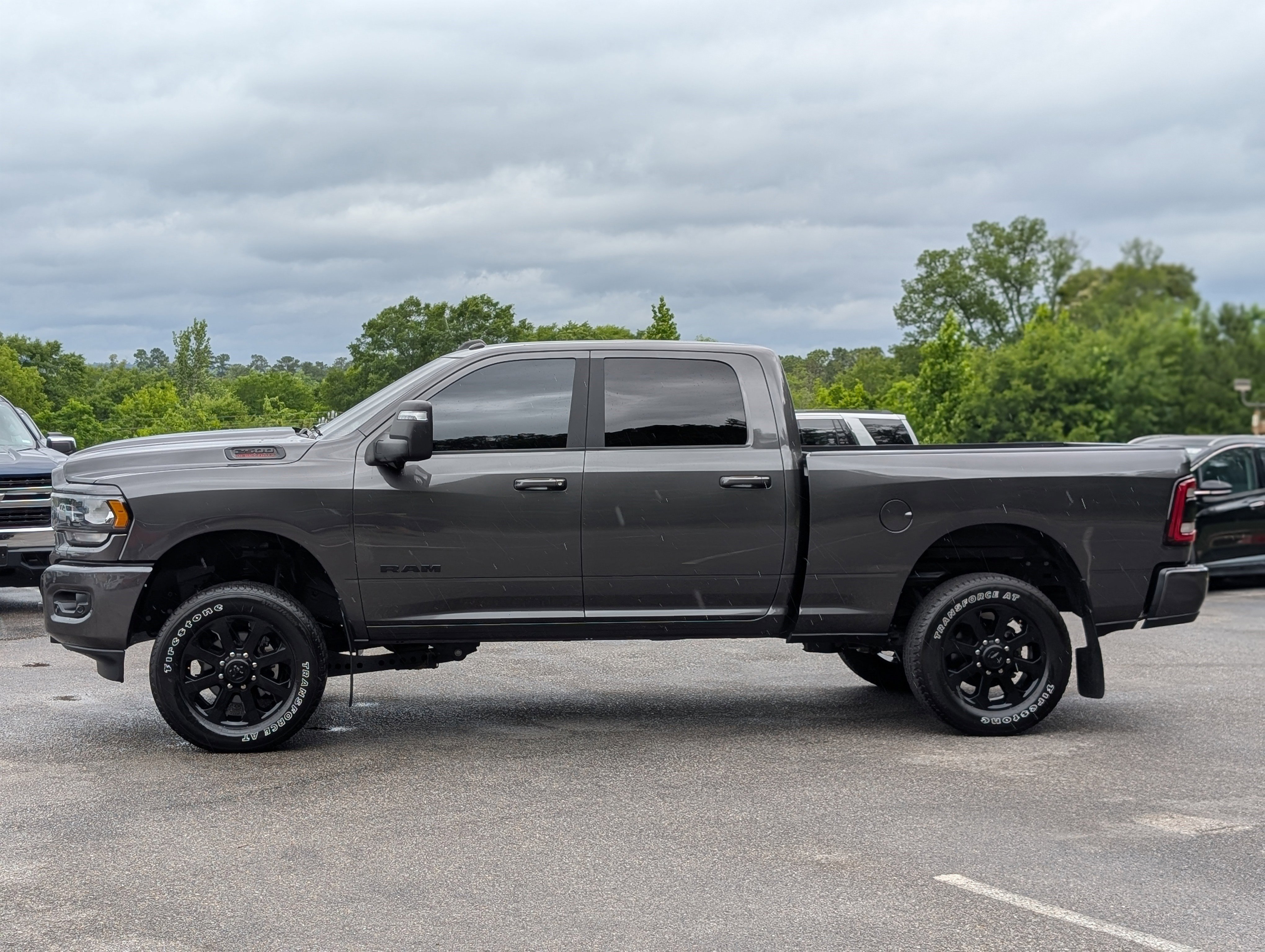 Used 2024 RAM 2500 Big Horn w/ Night Edition AWD/4WD image 6