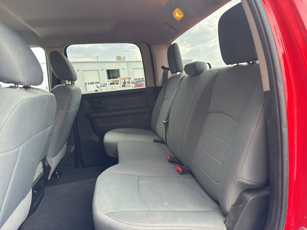 Used 2015 RAM 2500 Tradesman w/ Chrome Appearance Group AWD/4WD image 11