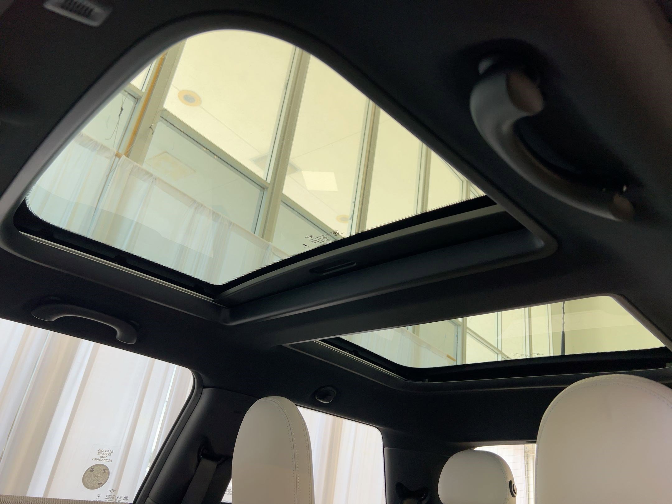 New 2026 MINI Cooper 2-Door Hardtop FWD image 15