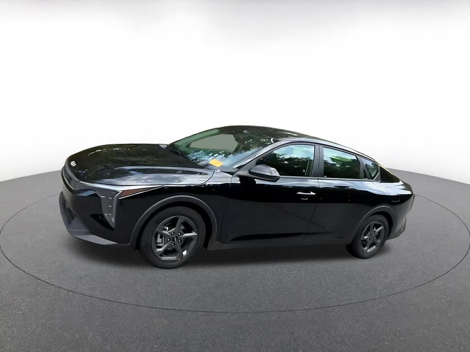 Used 2026 Kia K4 FWD image 8