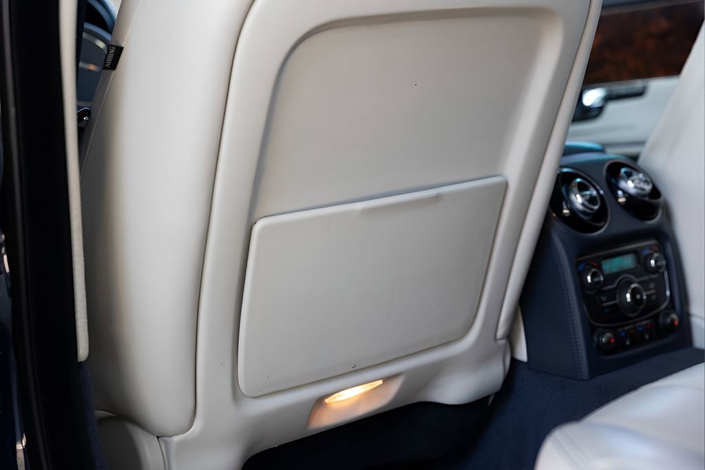 Used 2012 Jaguar XJ L RWD image 53