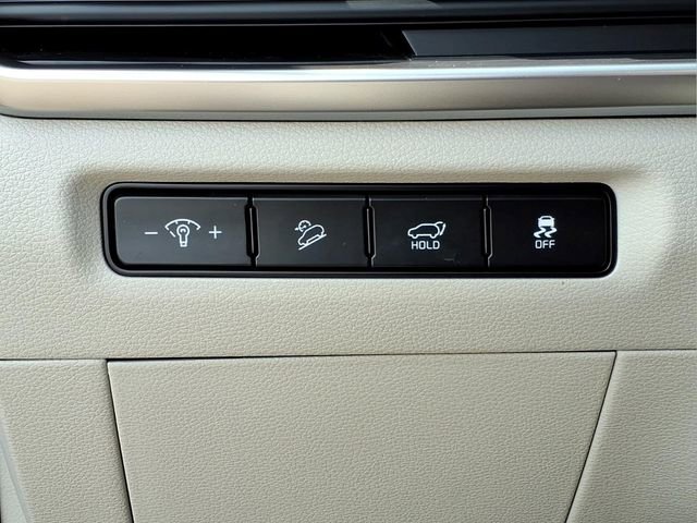 Used 2024 Kia Telluride EX w/ EX Captain's Chair Package FWD image 19