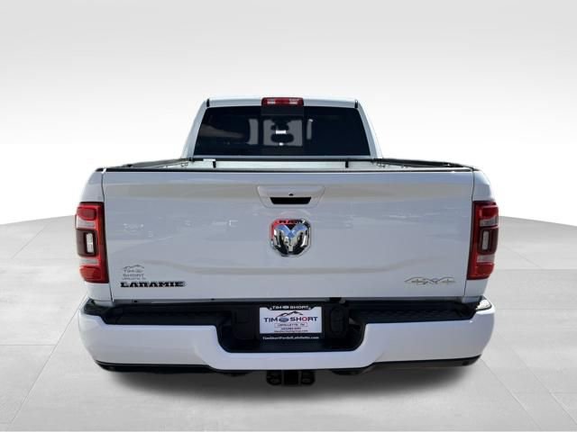 Used 2024 RAM 2500 Laramie AWD/4WD image 10
