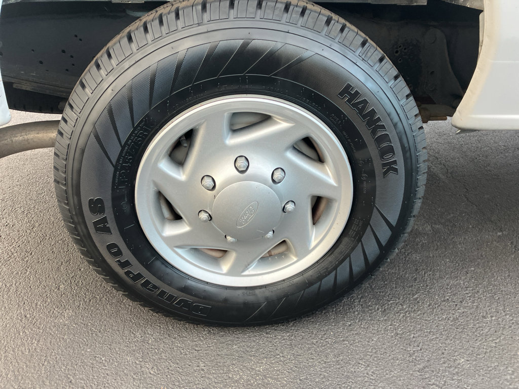 Used 2014 Ford E-350 and Econoline 350 Super Duty image 11