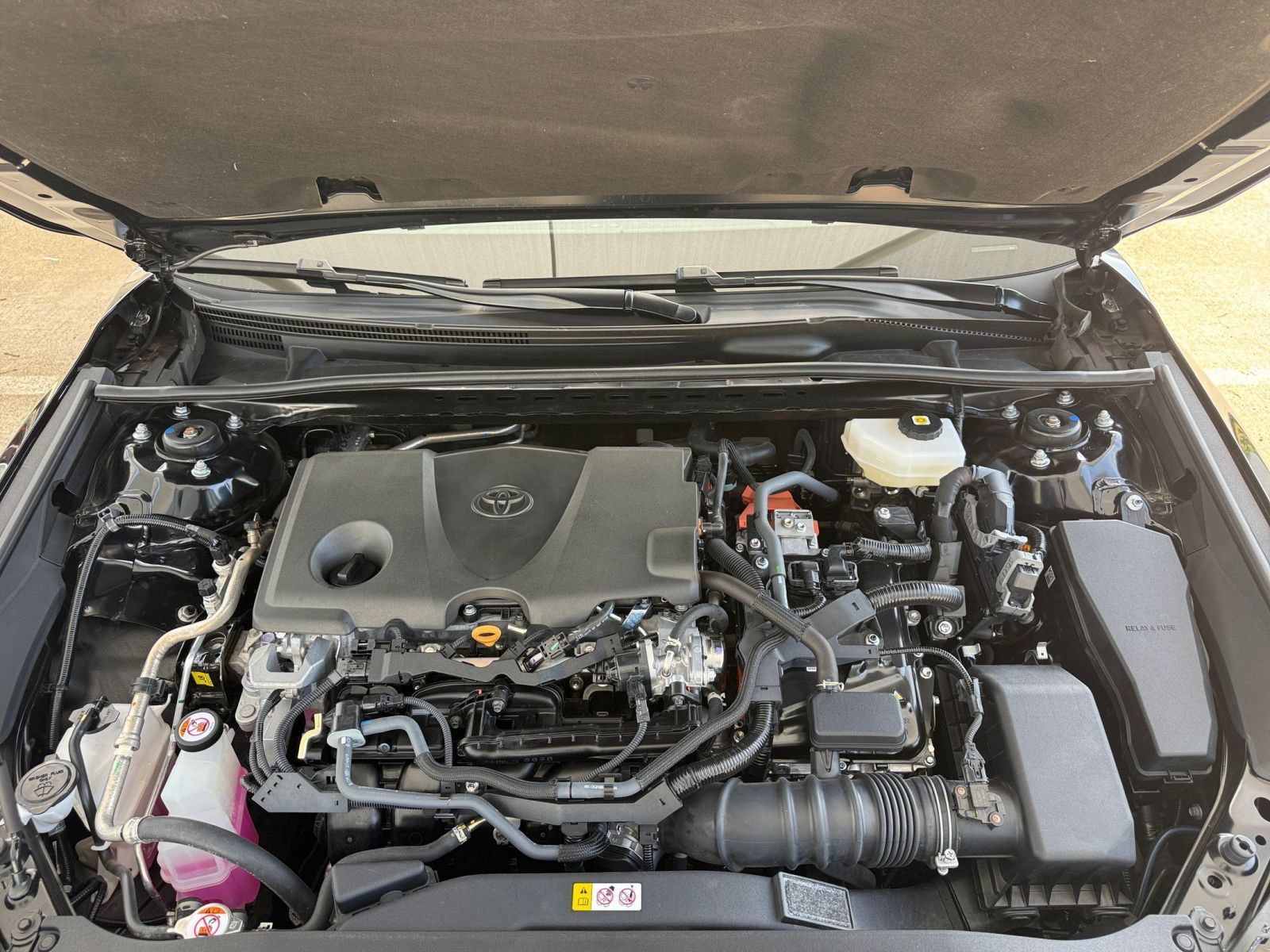 Used 2026 Toyota Camry SE FWD image 32