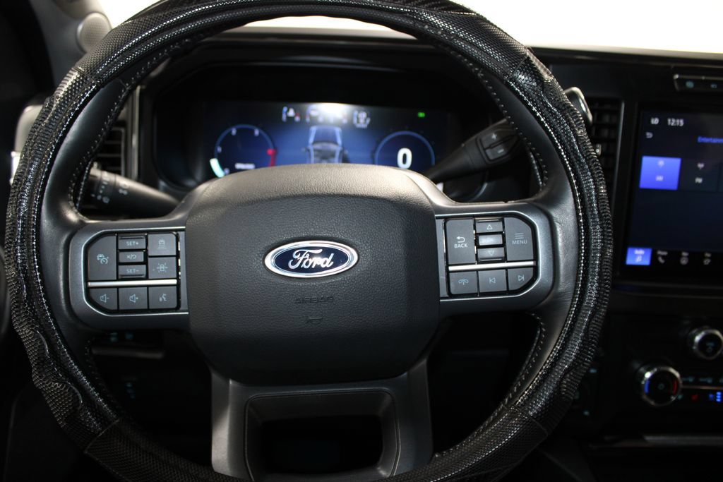 Used 2023 Ford F250 Lariat w/ Lariat Ultimate Package AWD/4WD image 29