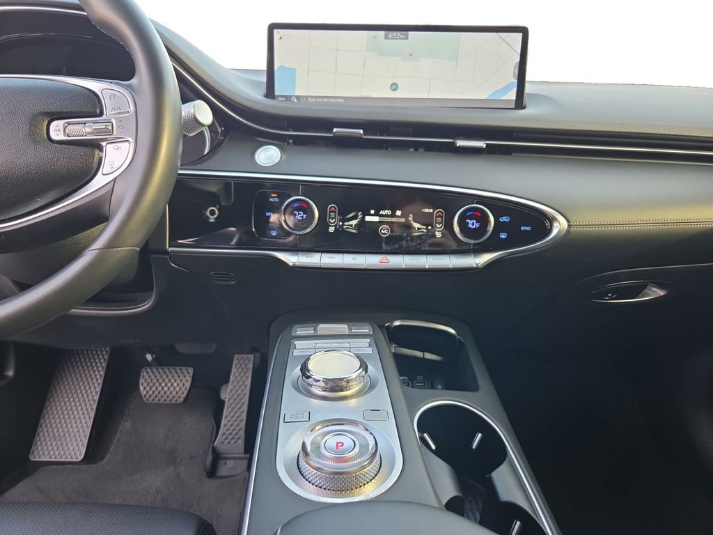 Used 2023 Genesis GV70 2.5T image 11