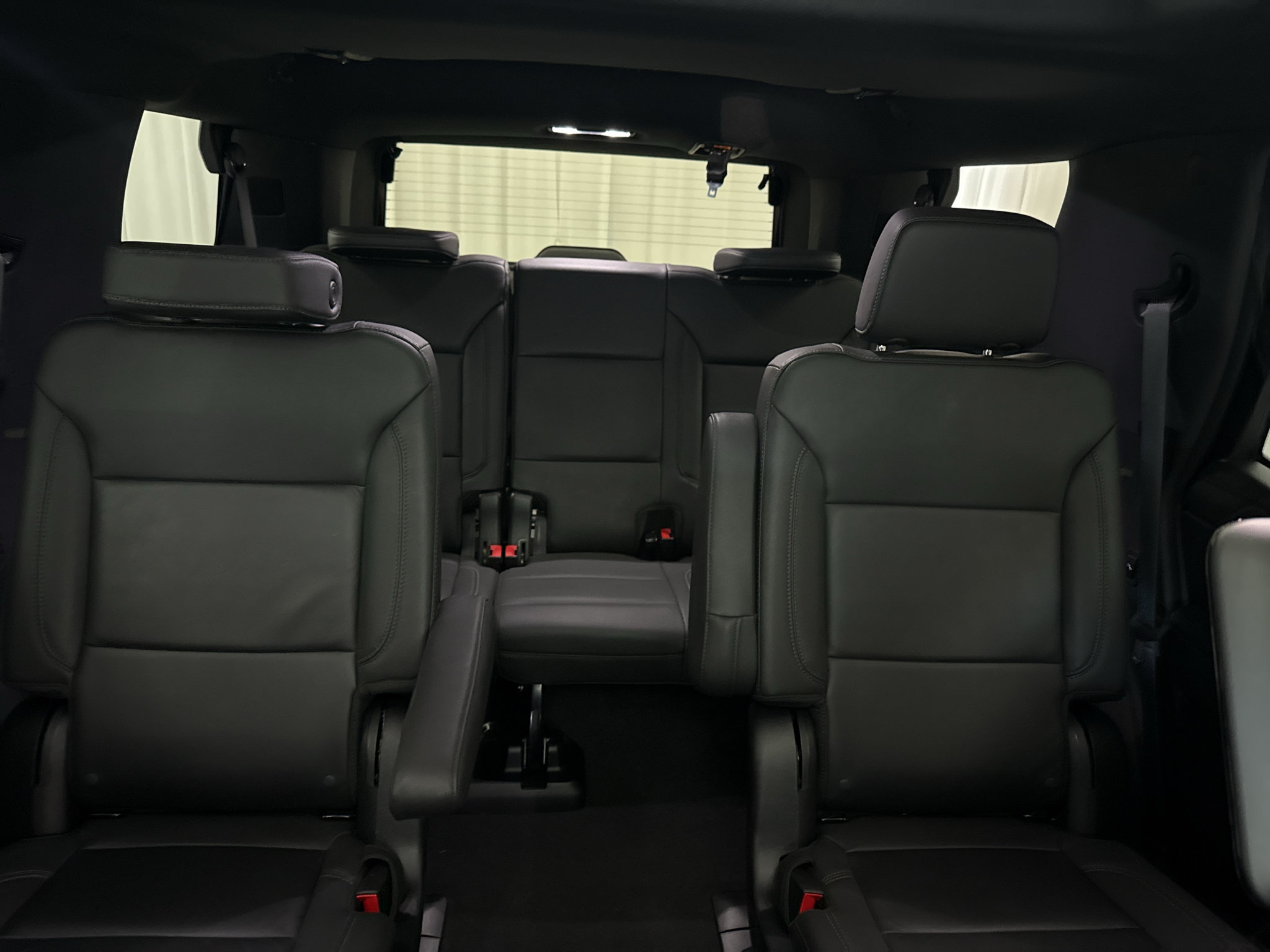 Used 2024 Chevrolet Tahoe LT w/ LT Signature Plus Package AWD/4WD image 35