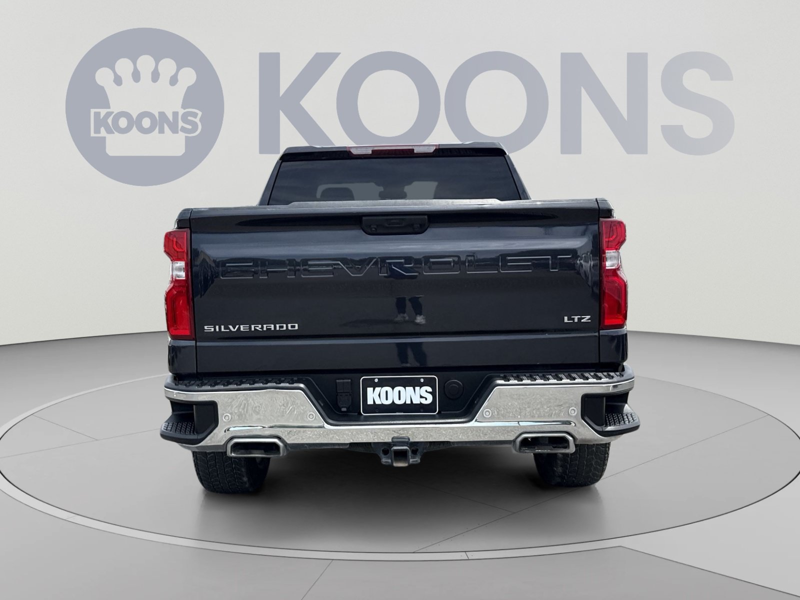 Used 2024 Chevrolet Silverado 1500 LTZ w/ Z71 Off-Road Package AWD/4WD image 5