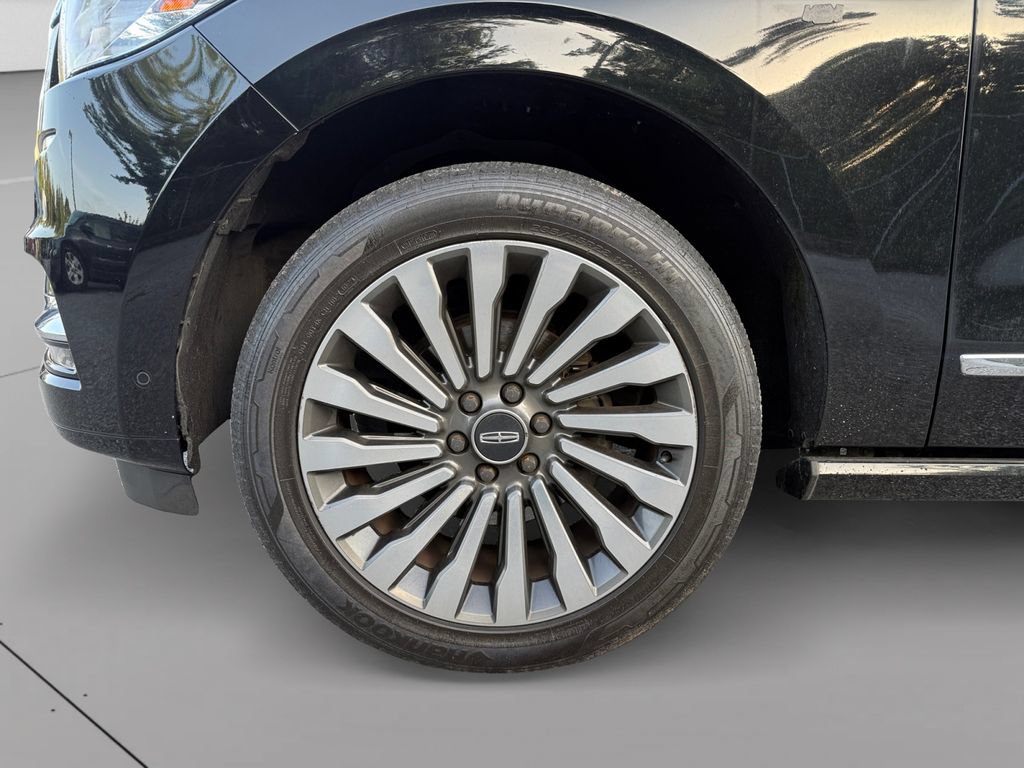 Used 2018 Lincoln Navigator L Reserve w/ Technology Package AWD/4WD image 12