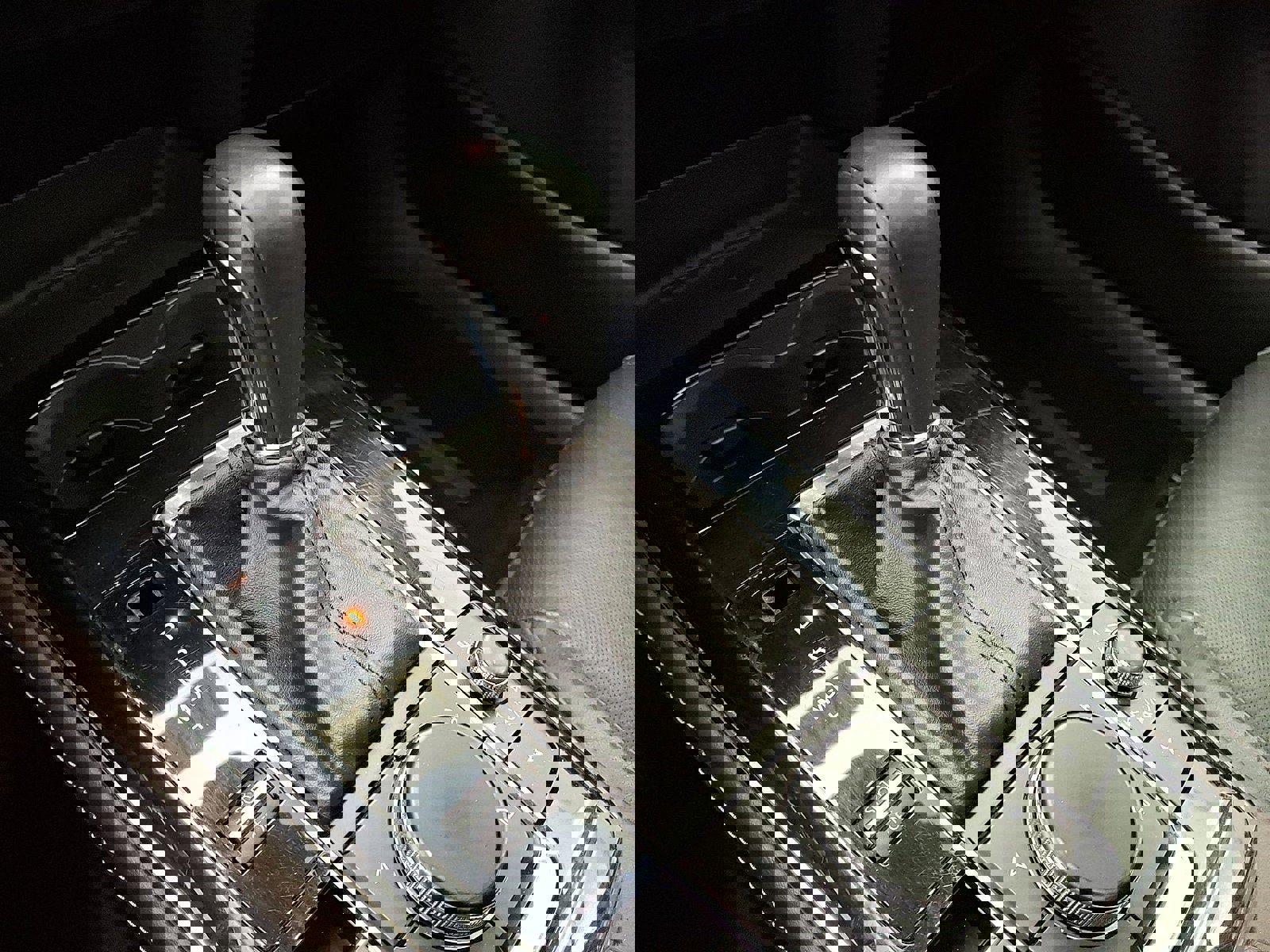 Used 2024 MAZDA CX-30 AWD 2.5 S w/ Premium Package image 12