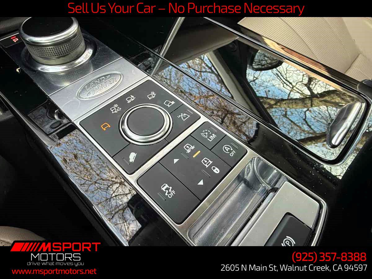 Used 2018 Land Rover Discovery HSE AWD/4WD image 21