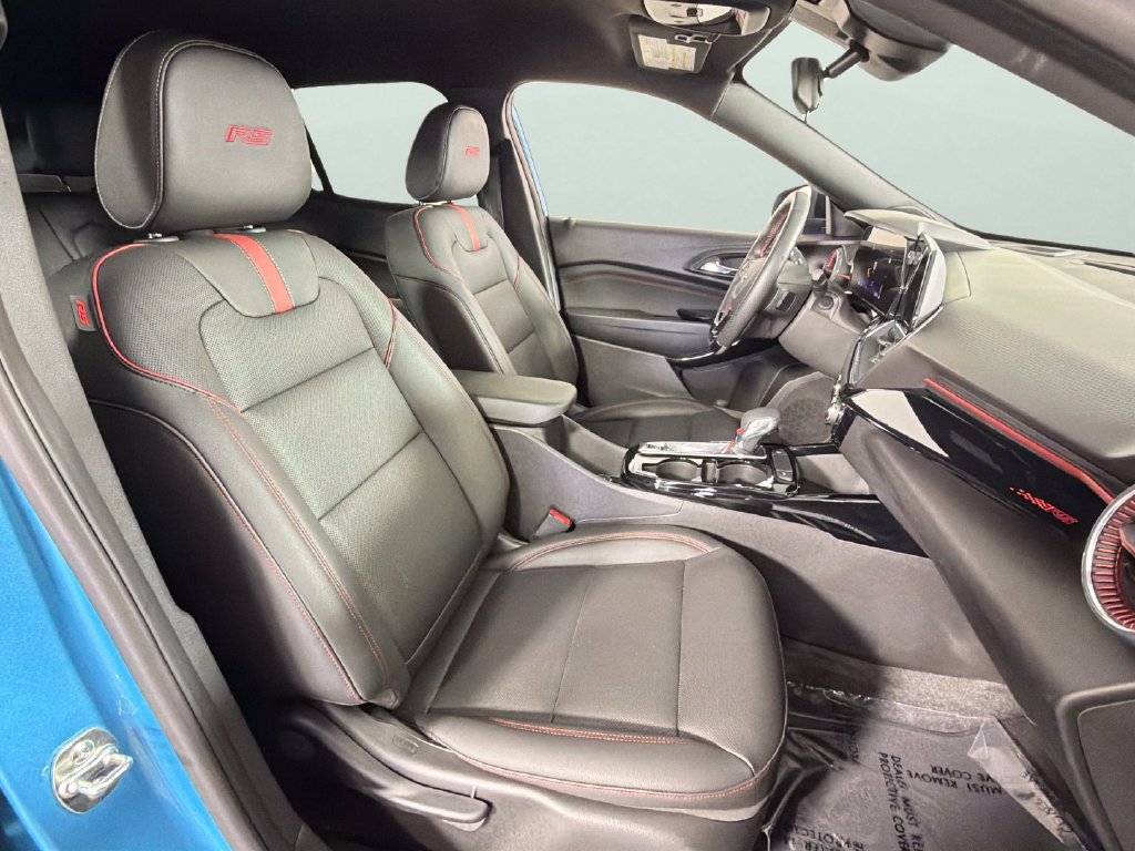 Certified 2025 Chevrolet Trax RS w/ Driver Confidence Package FWD image 35