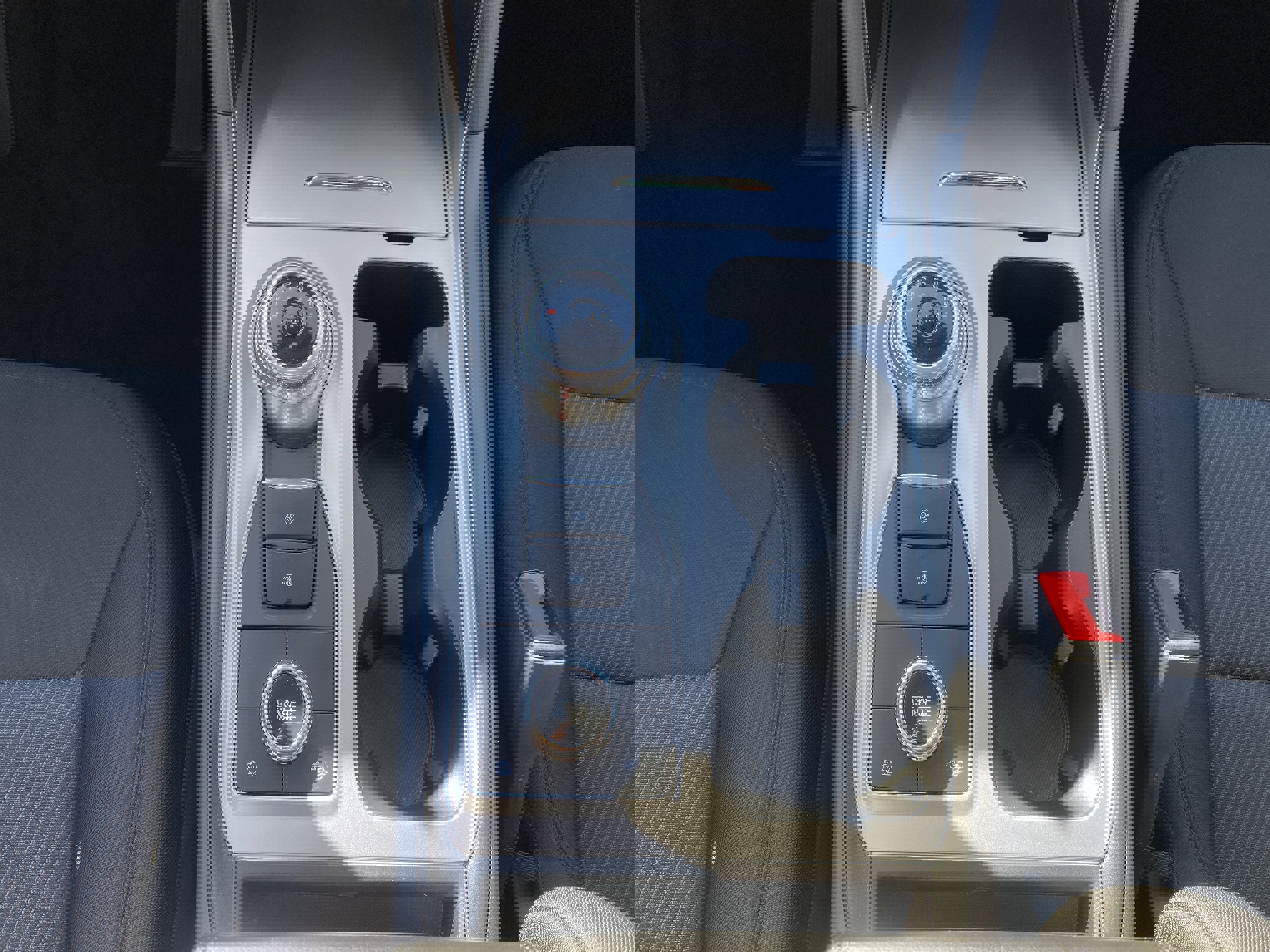 Used 2022 Ford Explorer XLT image 20