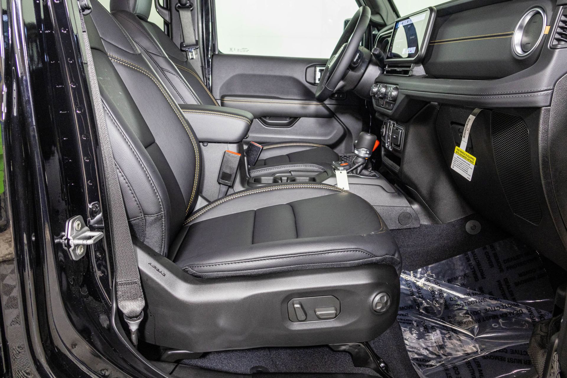 New 2026 Jeep Gladiator Sport AWD/4WD image 45