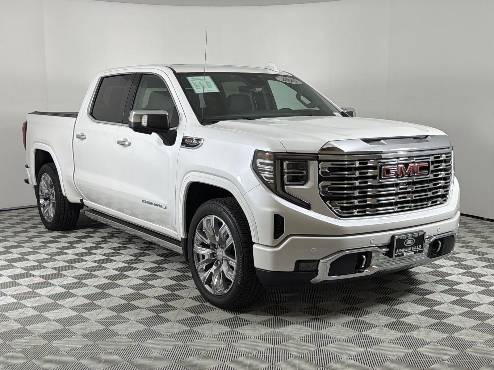 Used 2025 GMC Sierra 1500 Denali image 7