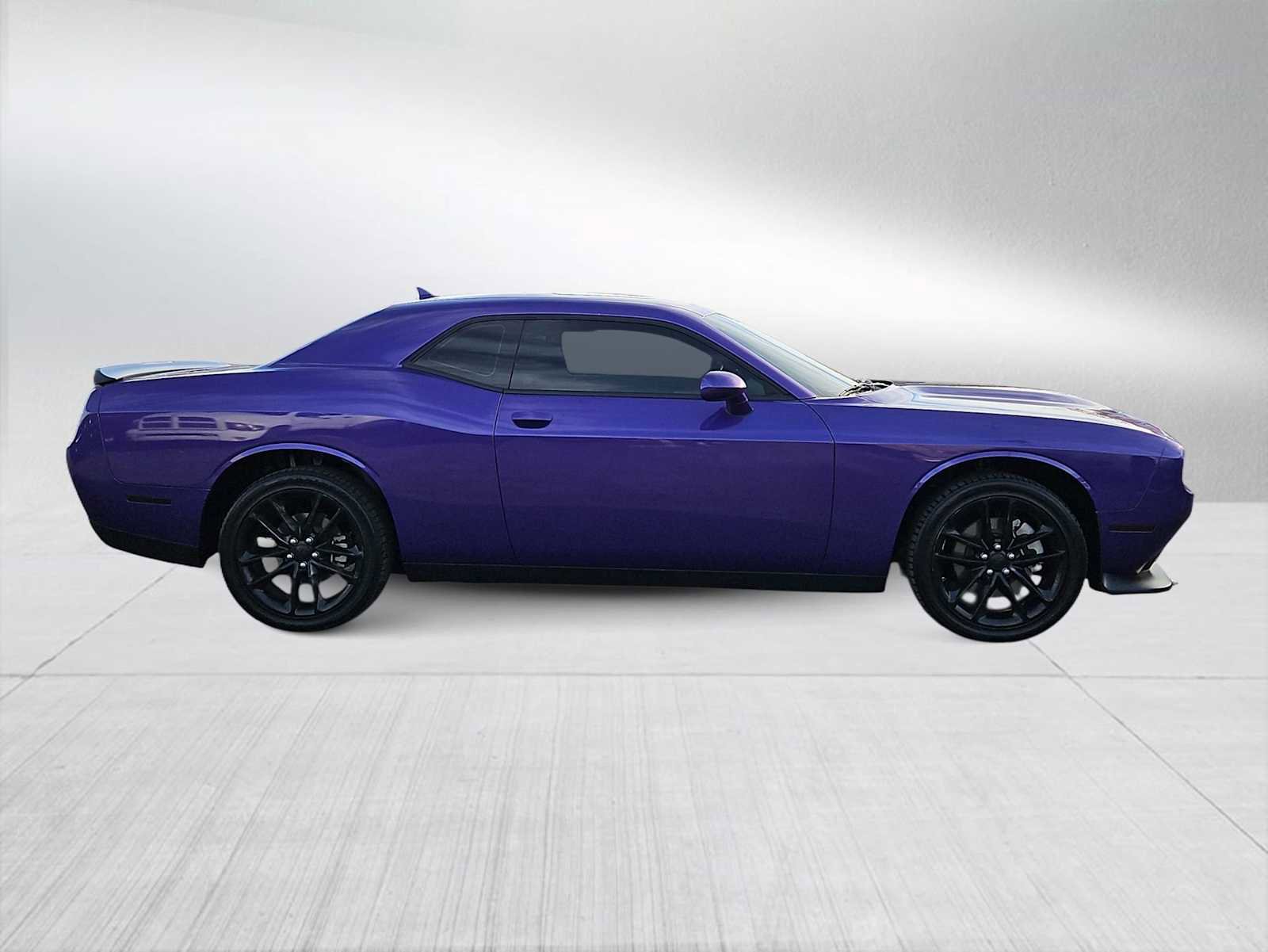 Used 2023 Dodge Challenger GT w/ Plus Package image 9