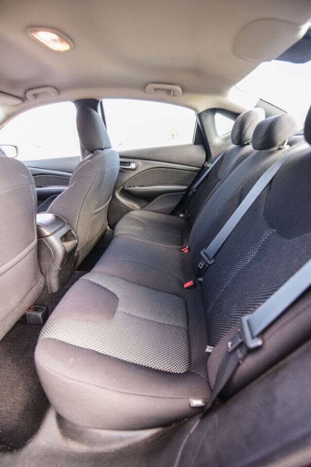 Used 2015 Dodge Dart Aero FWD image 33