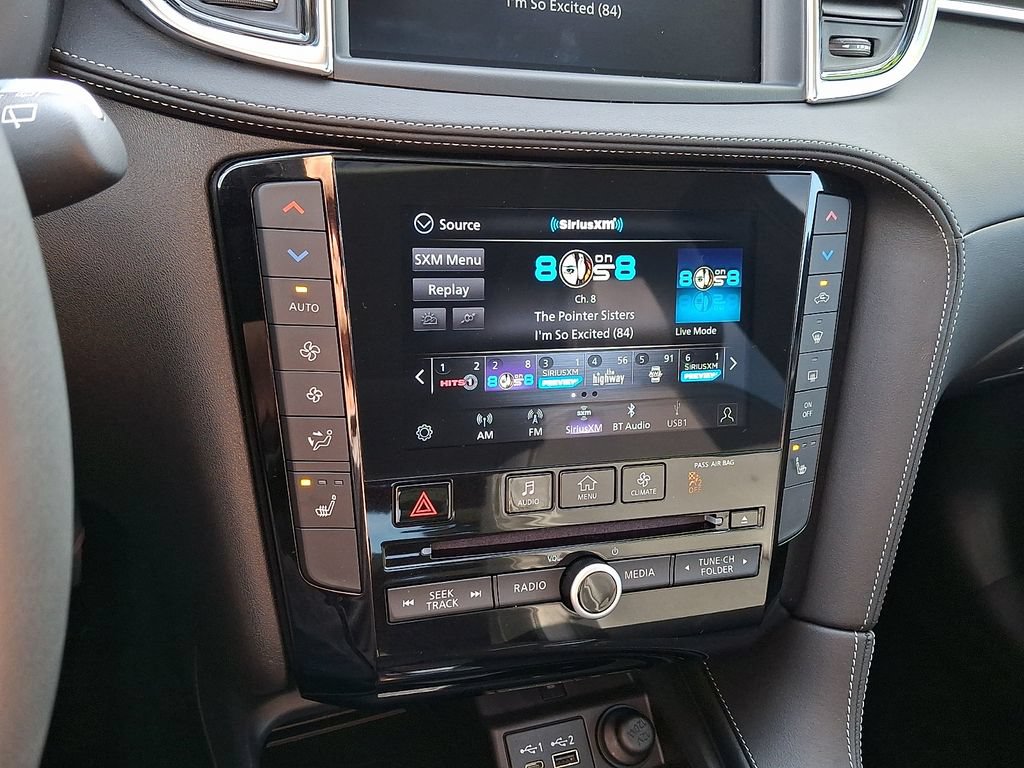 Used 2025 INFINITI QX50 Luxe AWD/4WD image 18