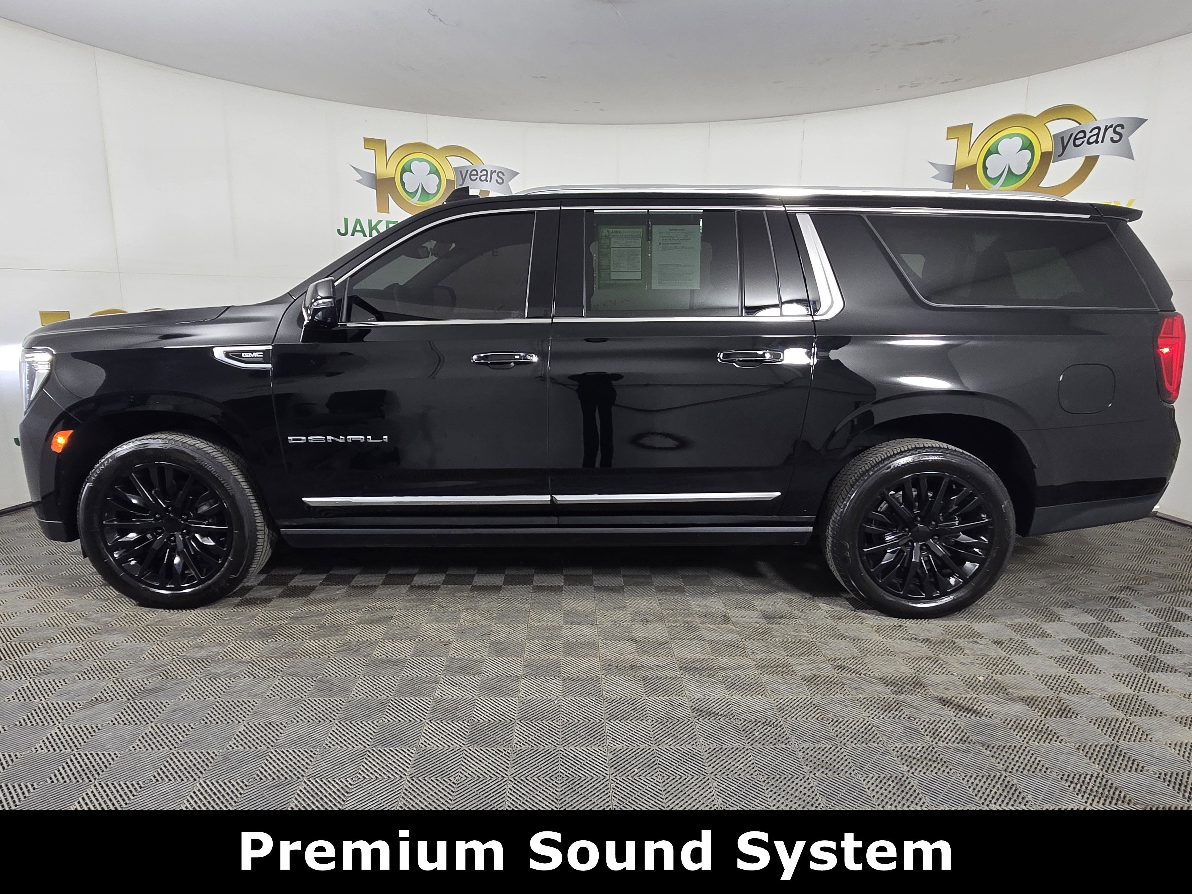 Certified 2023 GMC Yukon XL Denali image 4