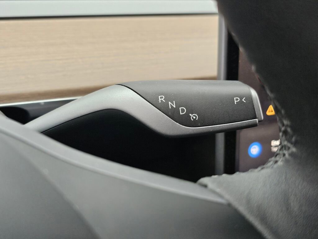 Used 2024 Tesla Model Y Long Range RWD image 42