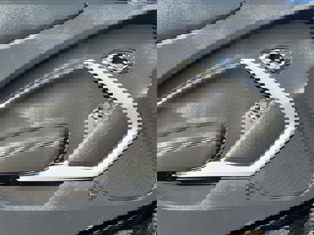 Certified 2022 Chevrolet Camaro LT image 6