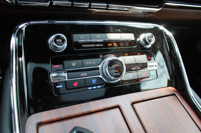 New 2023 Lincoln Navigator Reserve image 17