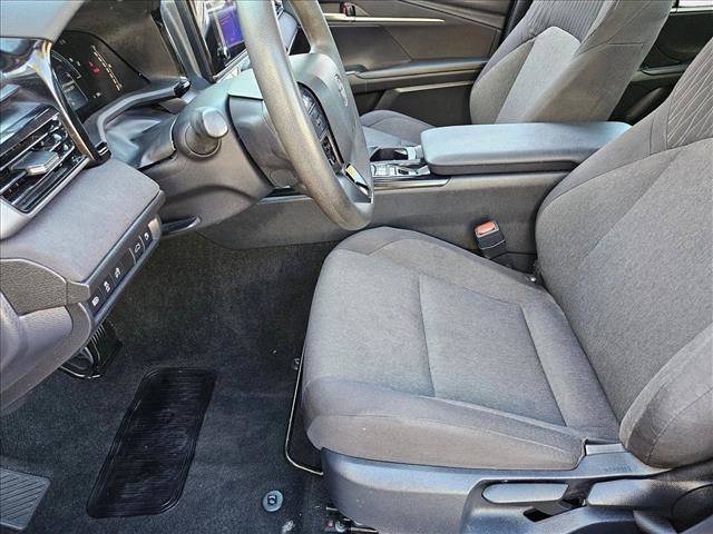 Used 2025 Toyota Camry LE image 13