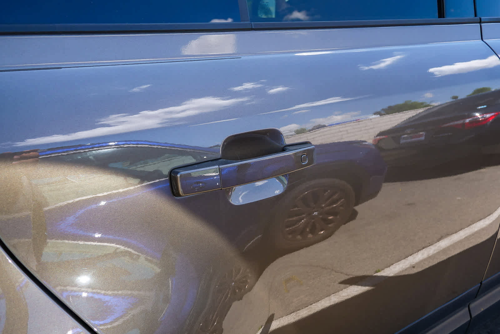 Used 2024 Land Rover Defender 130 S image 11