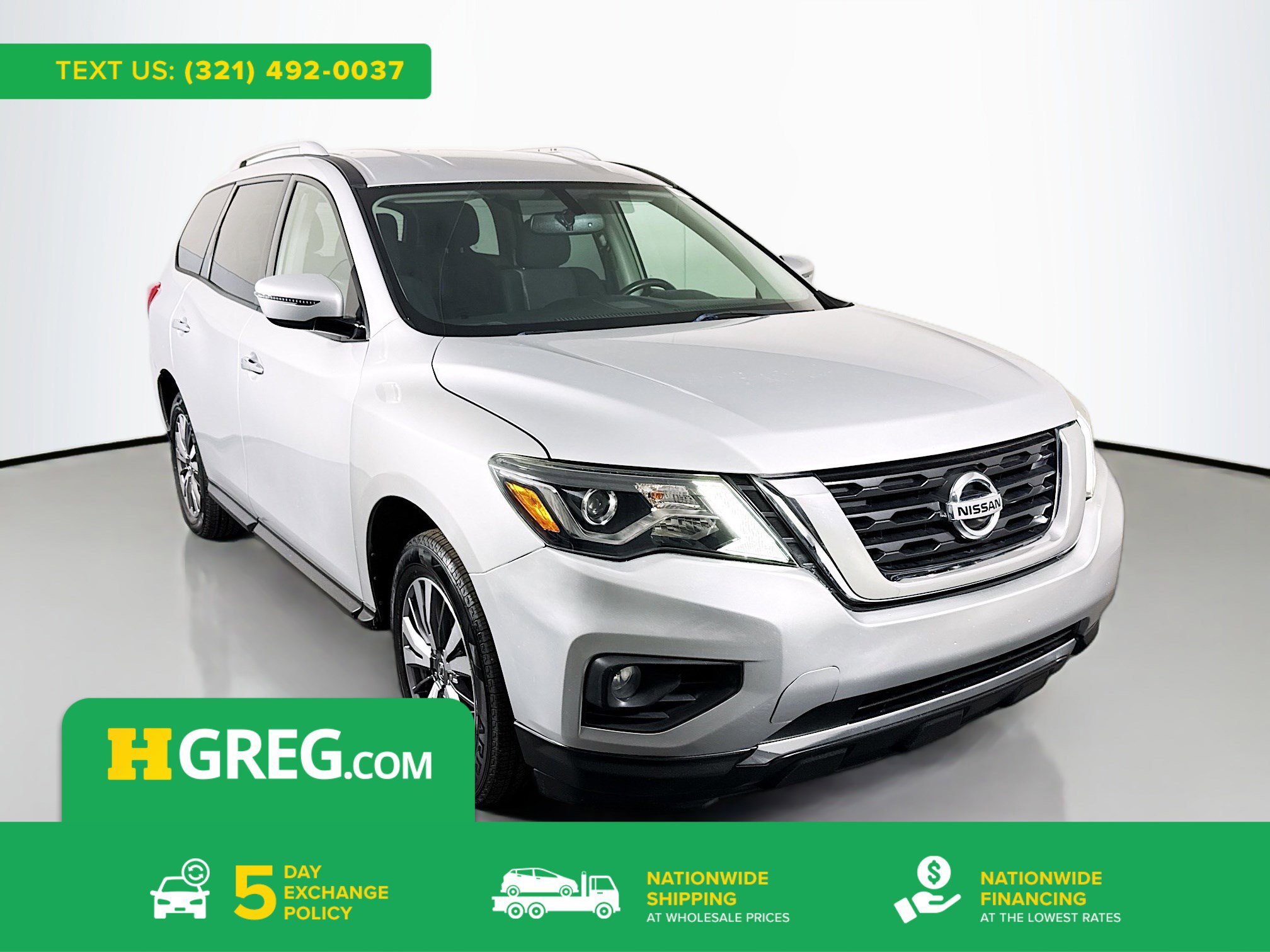 Used 2019 Nissan Pathfinder SV image 1