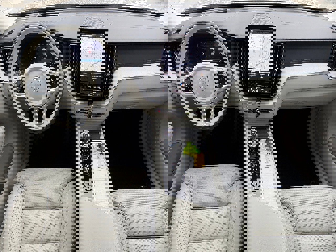 New 2026 Volvo XC60 B5 Ultra w/ Protection Package Premier image 11