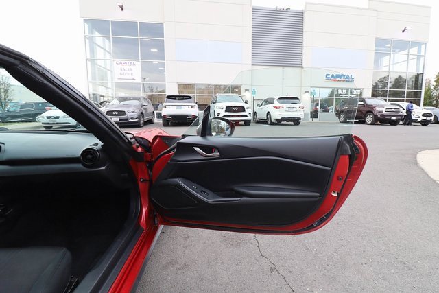 Used 2016 MAZDA MX-5 Miata Sport image 34