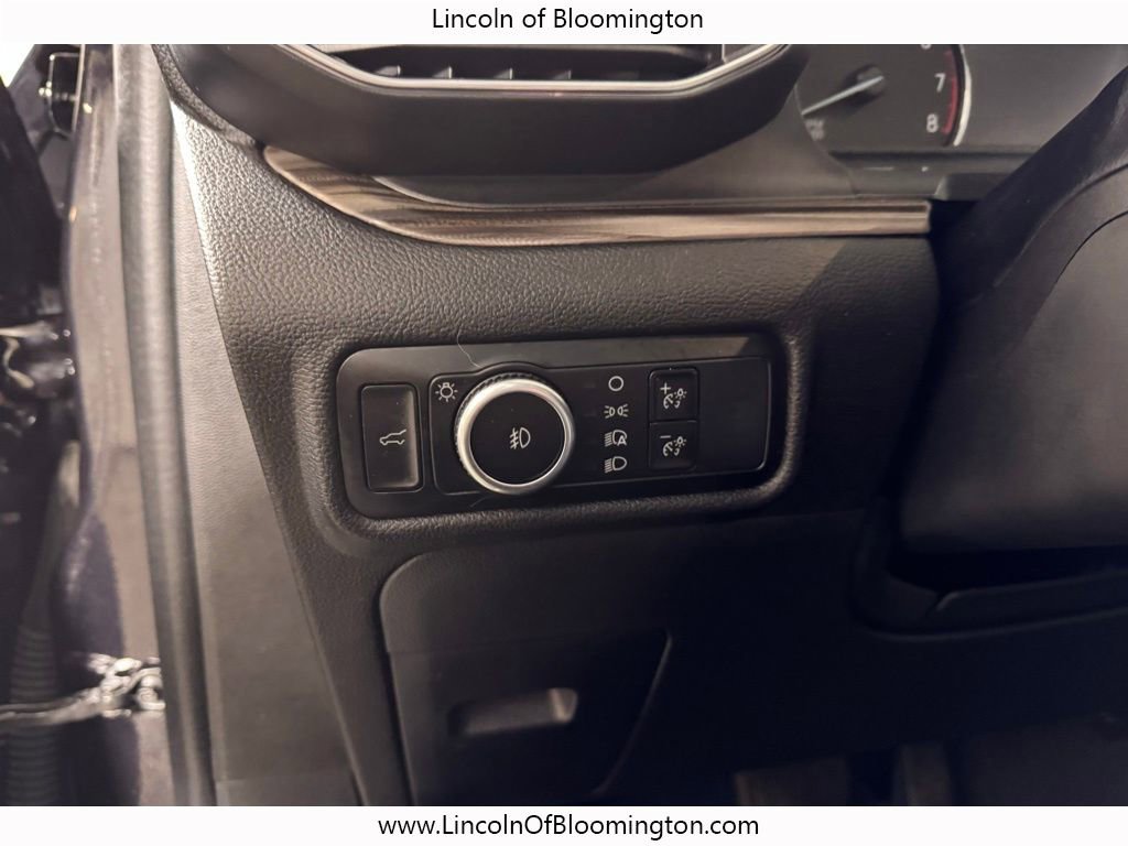 Used 2023 Ford Explorer Limited w/ Limited Technology Package image 27