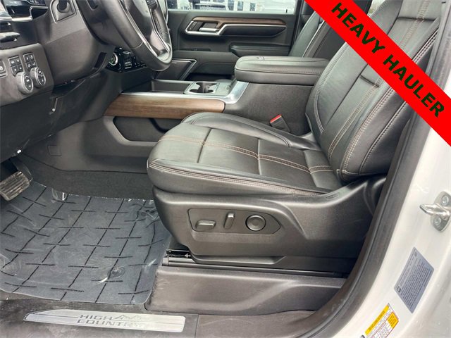 Used 2024 Chevrolet Silverado 3500 High Country w/ High Country Premium Package image 15