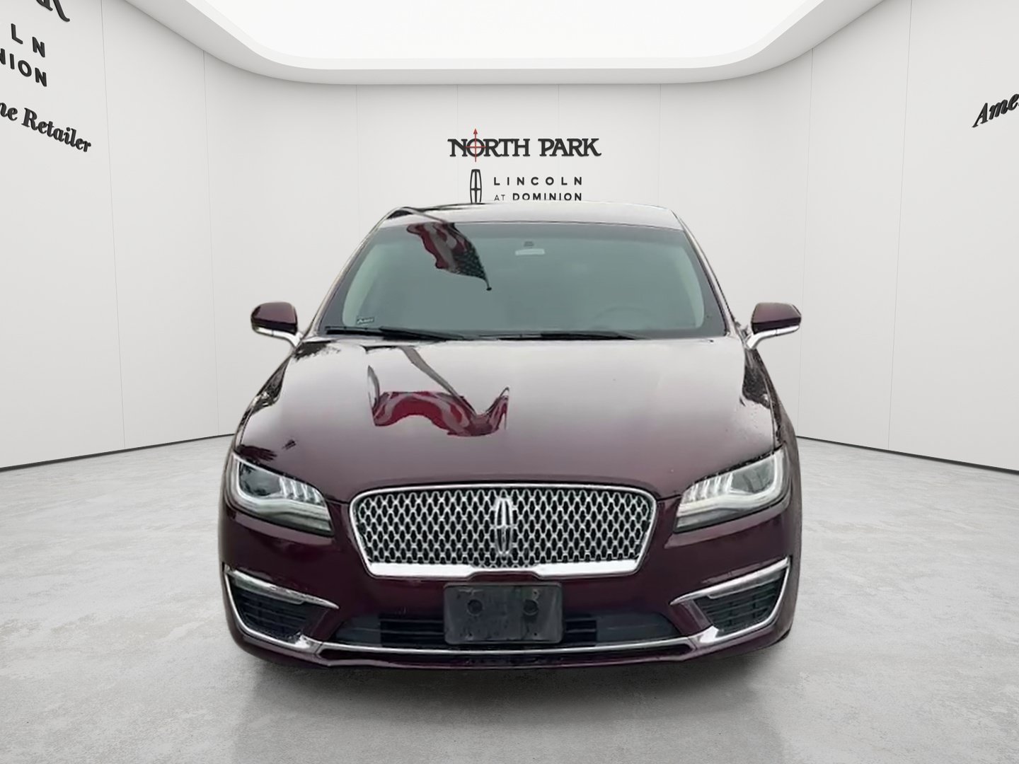 Used 2017 Lincoln MKZ Reserve FWD image 8
