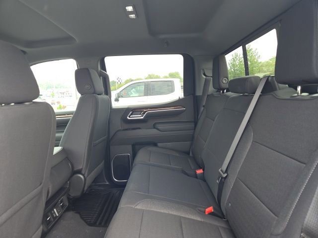 Used 2026 GMC Sierra 1500 SLE w/ Preferred Package image 39