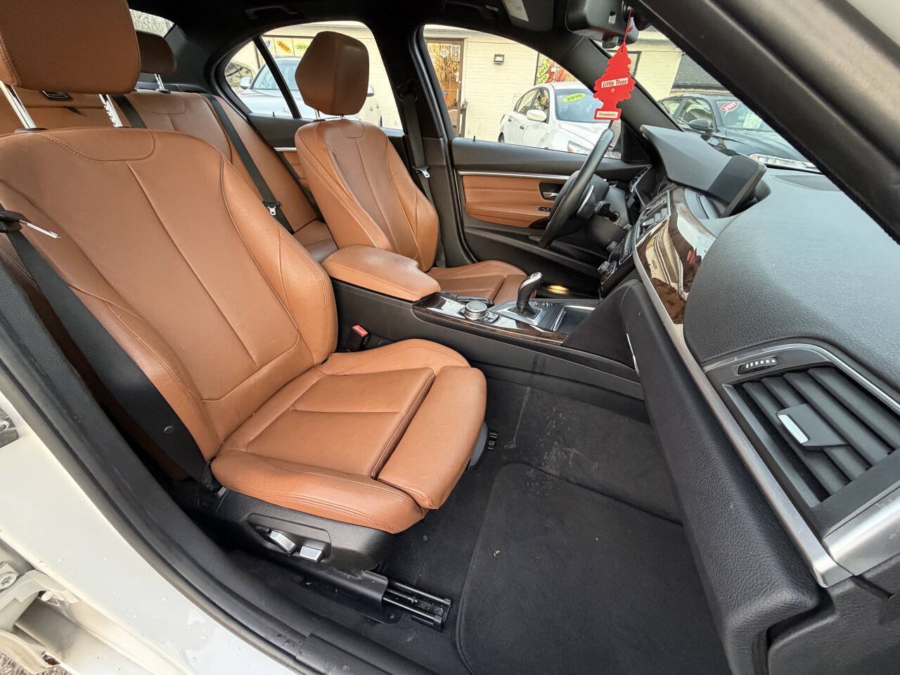 Used 2016 BMW 328i xDrive Sedan AWD/4WD image 24