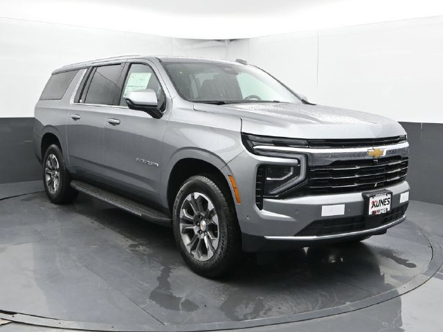 New 2026 Chevrolet Suburban LS AWD/4WD image 5