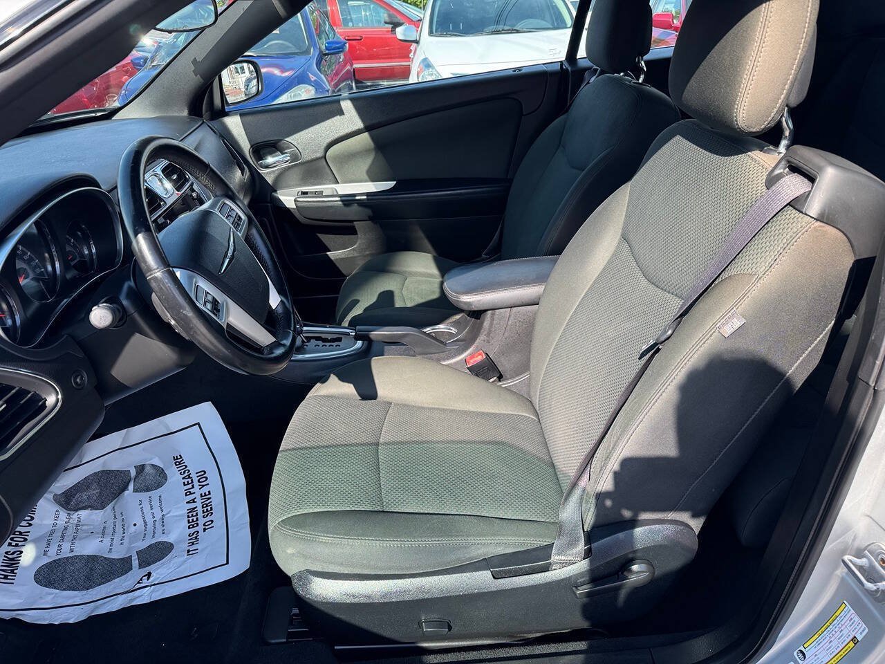 Used 2012 Chrysler 200 Touring FWD image 12