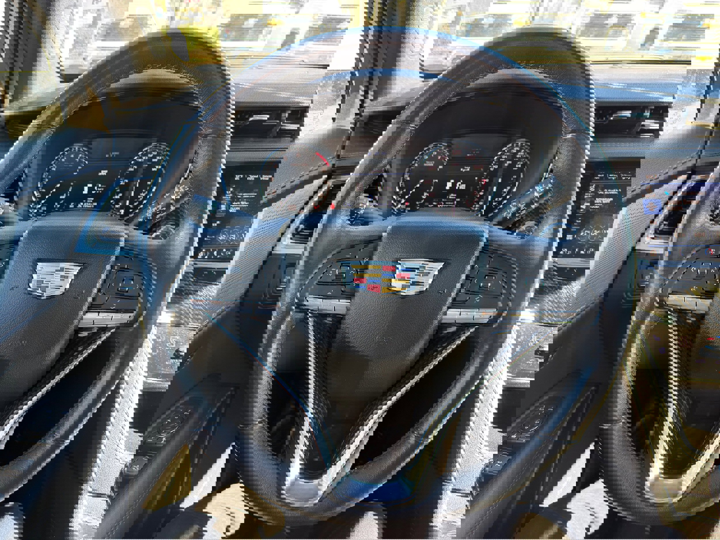 Used 2024 Cadillac XT6 Premium Luxury image 32