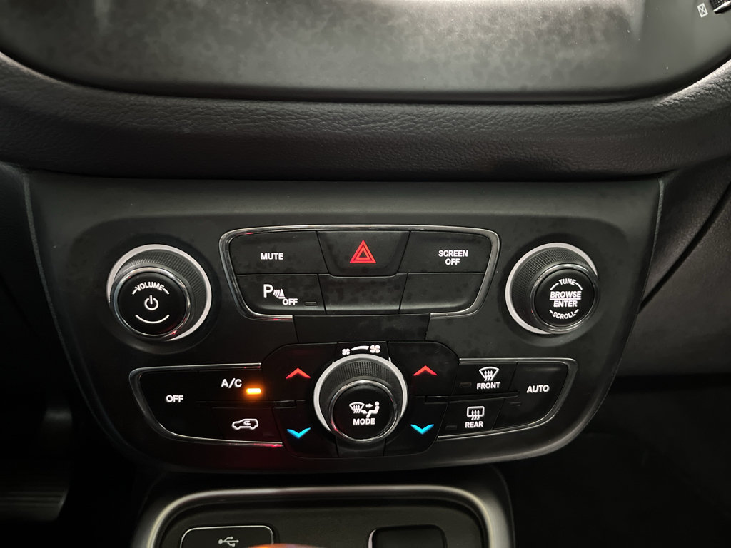 Used 2018 Jeep Compass Latitude w/ Popular Equipment Group FWD image 24