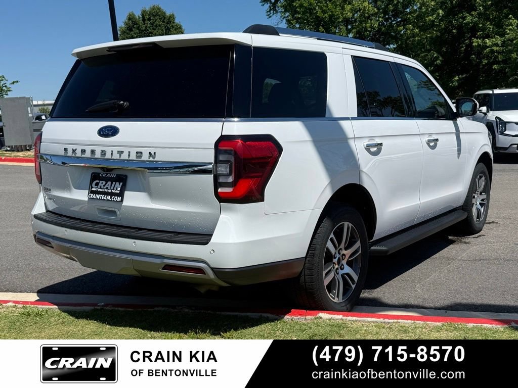 Used 2024 Ford Expedition Limited AWD/4WD image 7