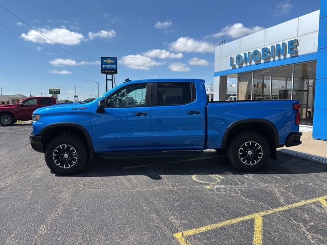 Used 2025 Chevrolet Silverado 1500 ZR2 w/ Technology Package image 4