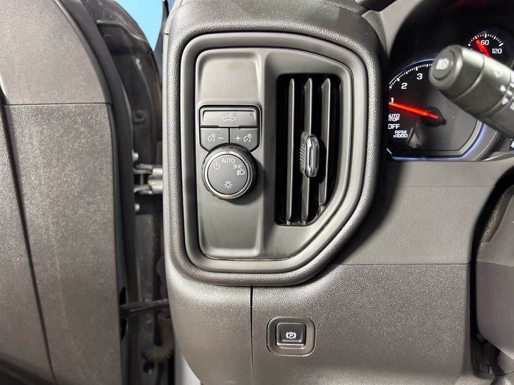 Used 2025 Chevrolet Silverado 1500 Custom RWD image 26