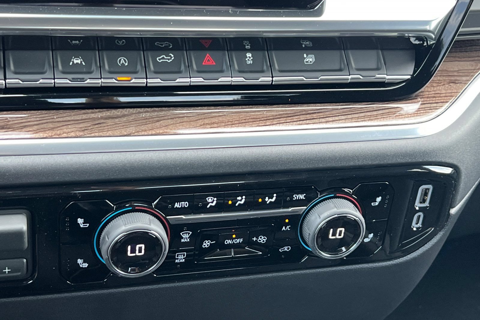 New 2026 Chevrolet Silverado 1500 LT AWD/4WD image 17